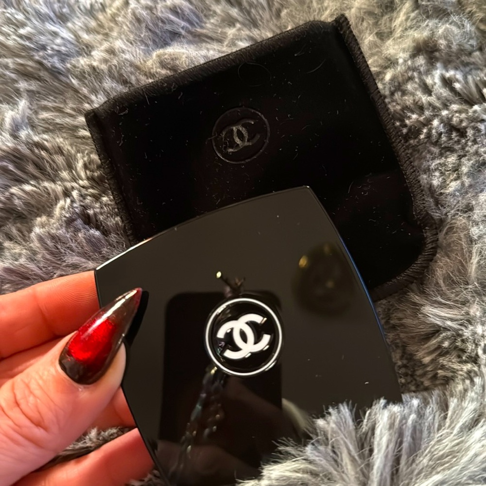 LA PALETTE SOURCILS CHANEL brand new shade: DARK brown